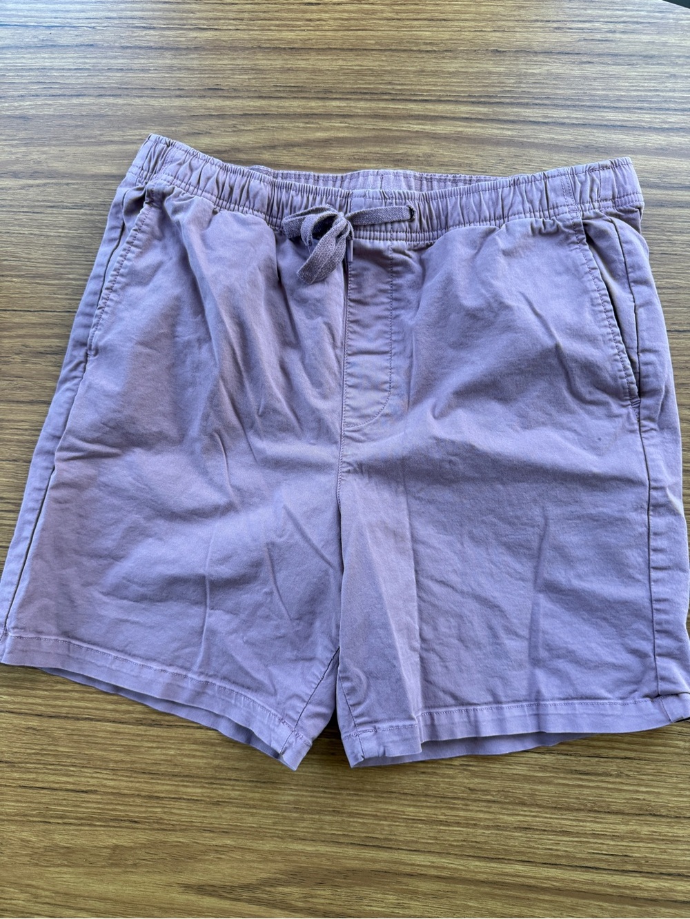 GAP Men’s Jogger Shorts Mauve Medium 7" Inseam